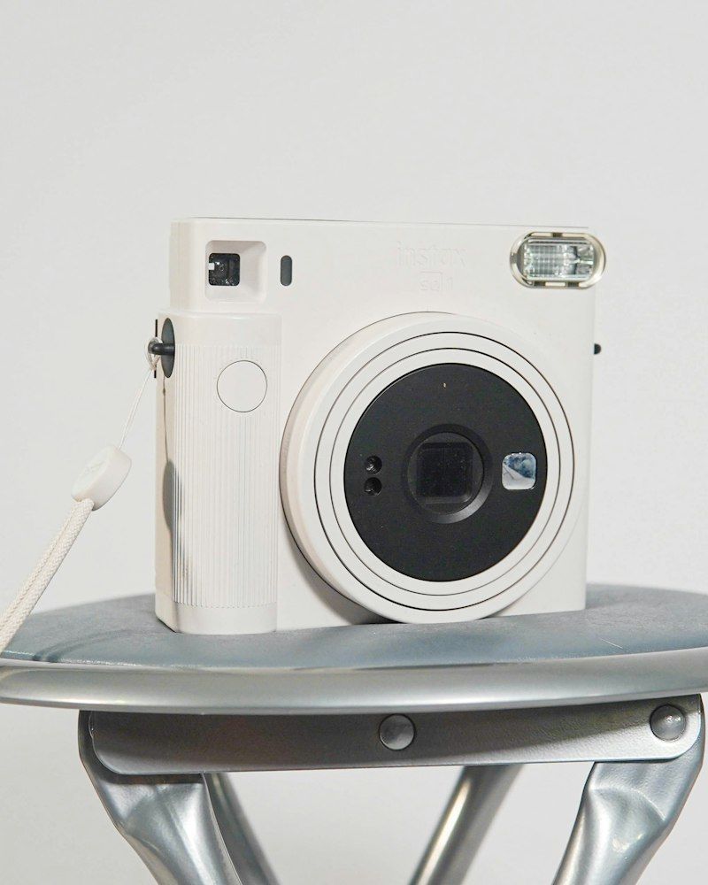 Instant Film Camera, view 2