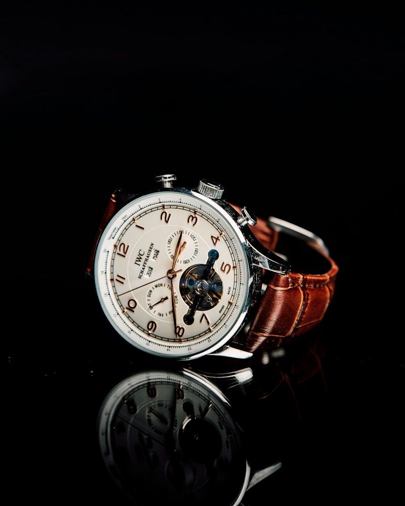 Heritage Automatic Watch, view 2