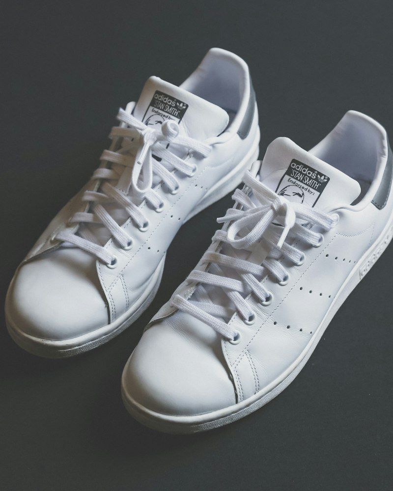 Court Classic Sneakers, view 2